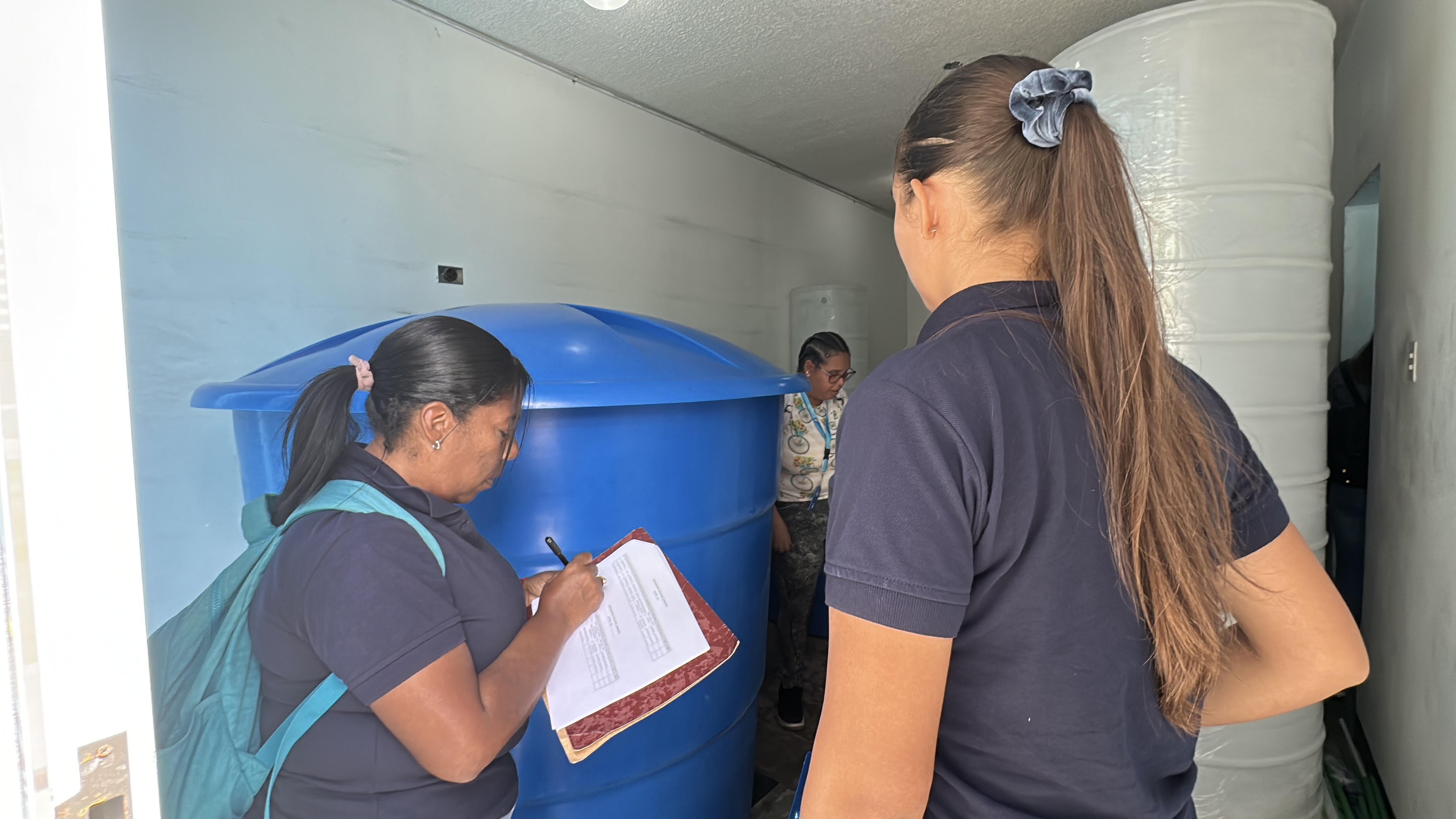 INSA acompaña y regulariza espacios socioproductivos en Ciudad Tiuna